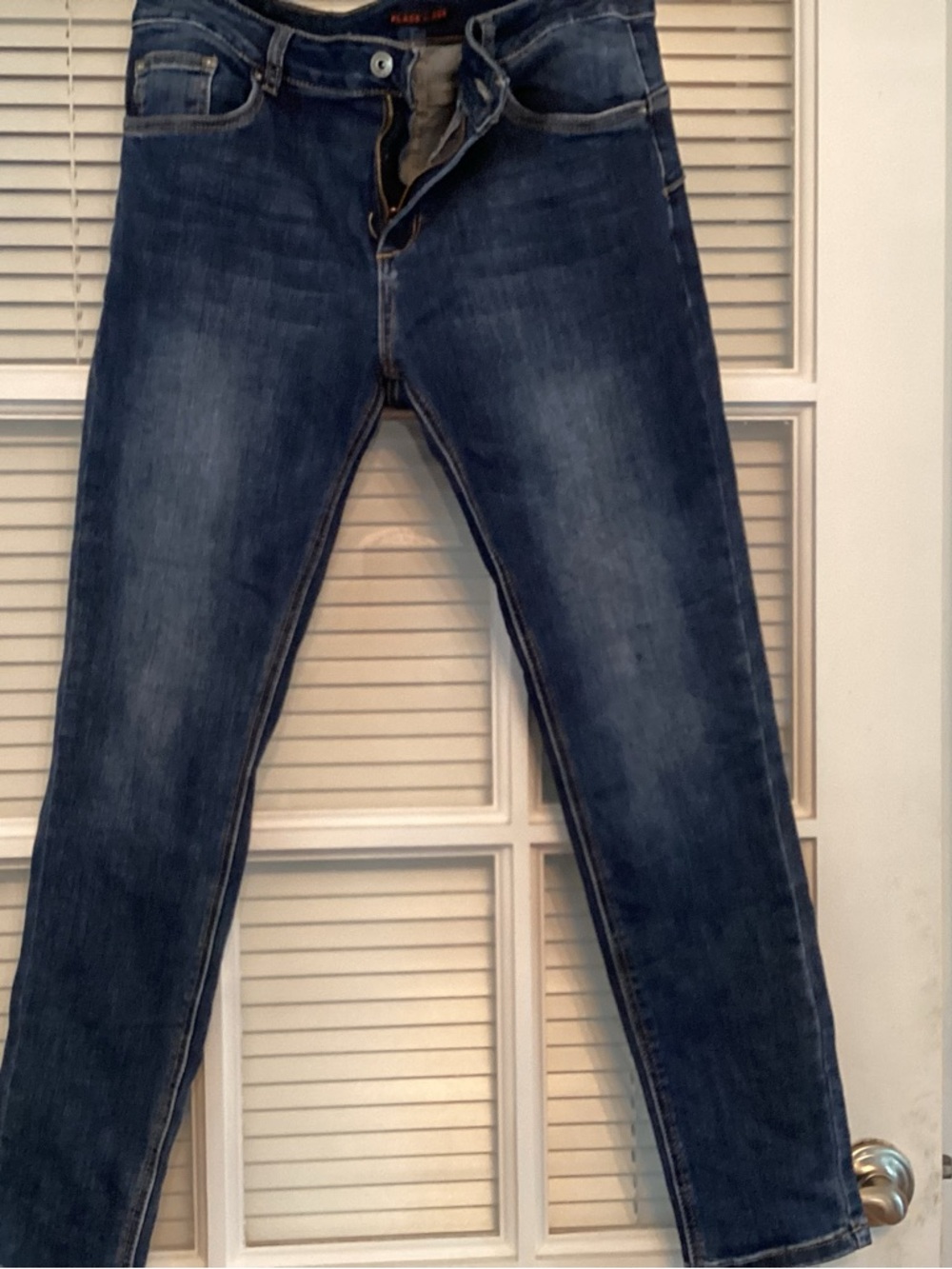 Women's Skinny Jeans in Dark Blue Wash
